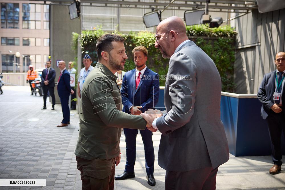 Zelensky Signs Security Agreement - Brussels