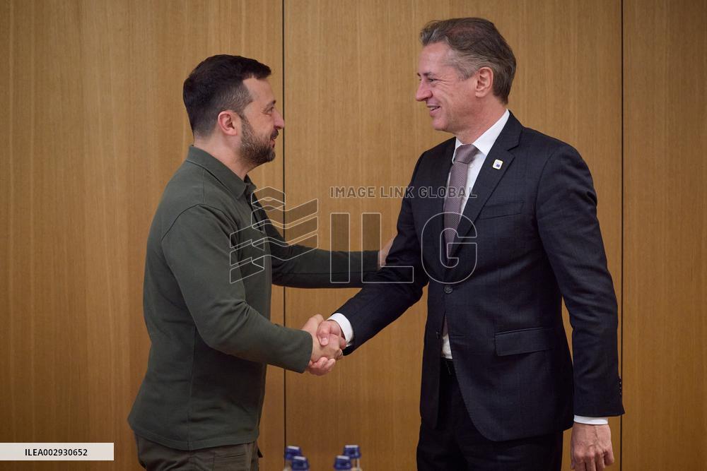 Zelensky Signs Security Agreement - Brussels