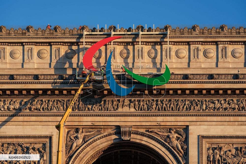 (SP)FRANCE-PARIS-PARALYMPIC SYMBOL