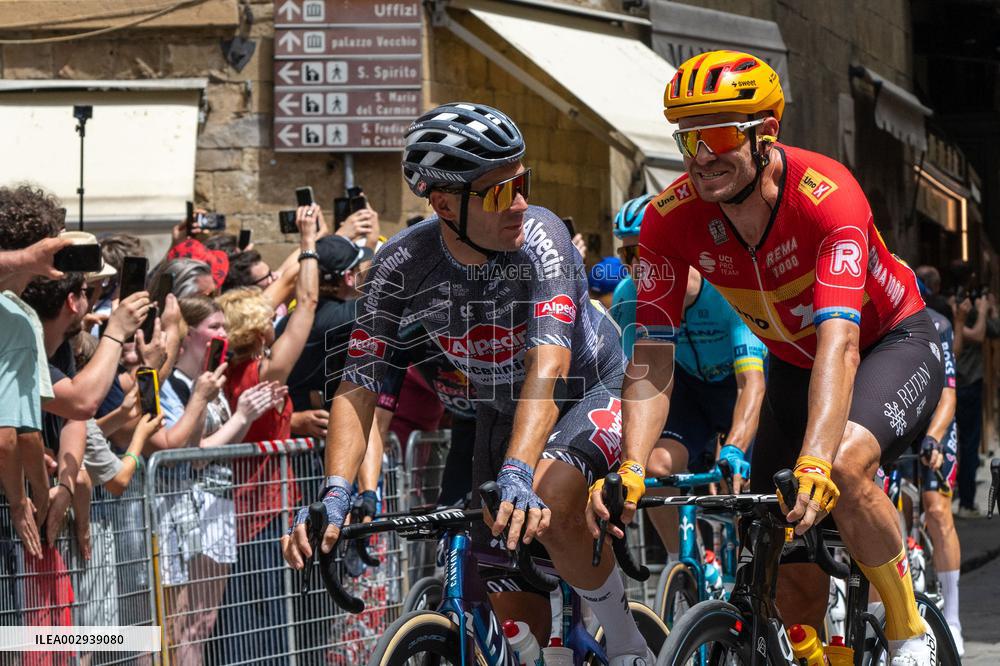 Tour De France race - Stage 1 - Start