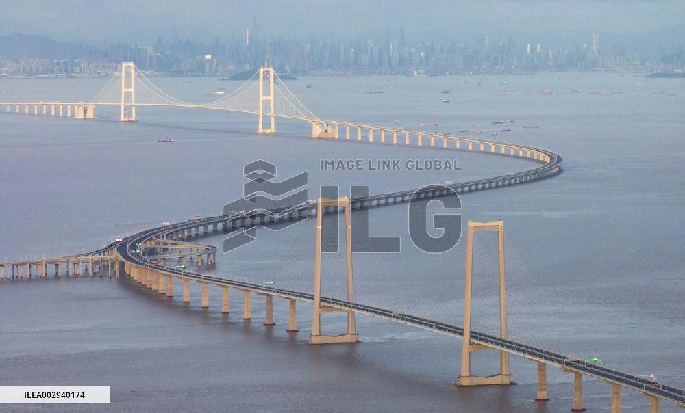 XINHUA PHOTOS OF THE DAY