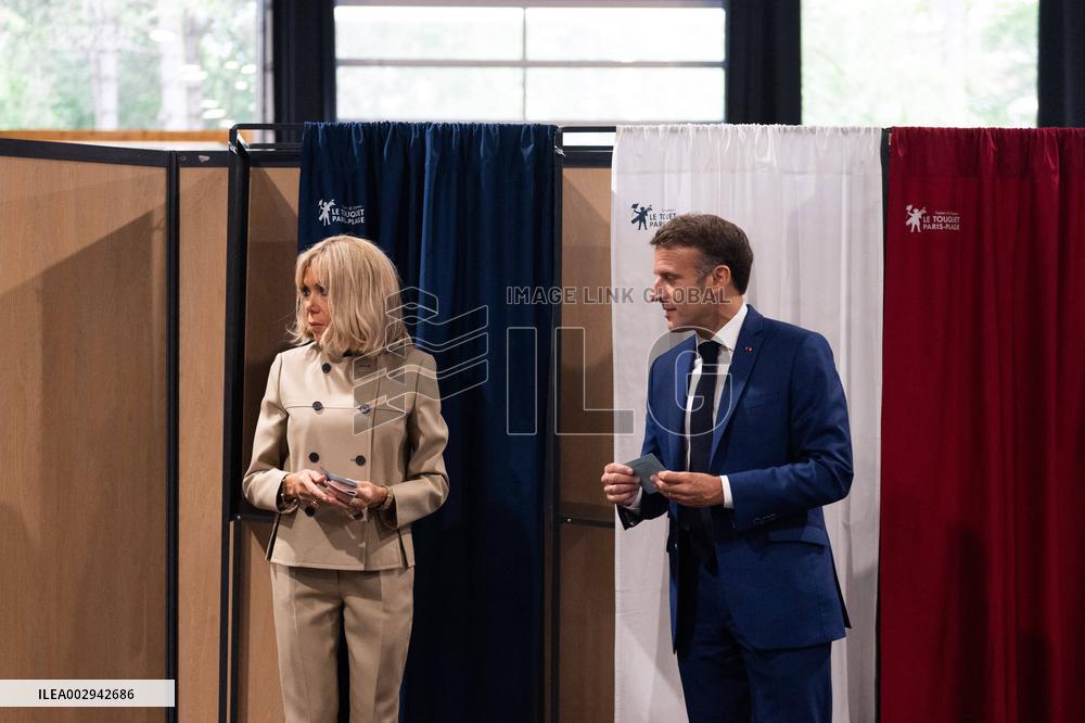 Emmanuel And Brigitte Macron At The Polling Station - Le Touquet