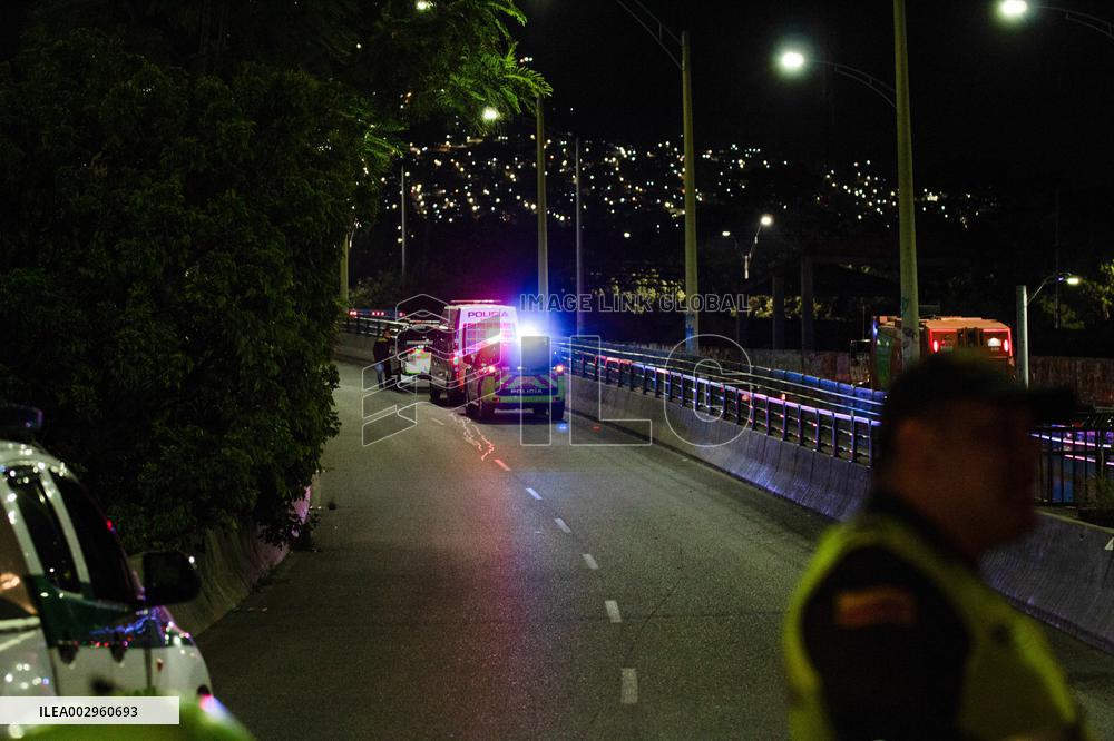 Colombia's Police Closes Bridge after Alleged Bomb Threat