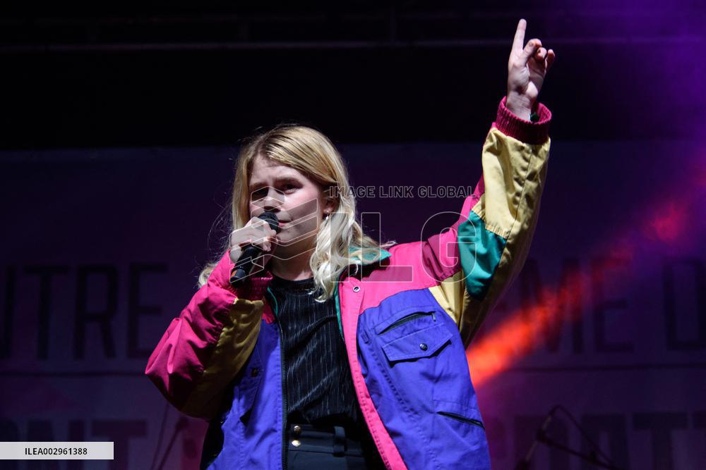 Zaho de Sagazan Concert Against Far-Right - Paris