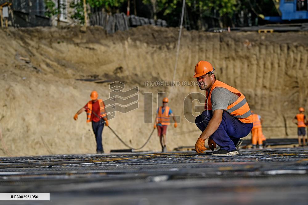 Construction of underground school in Zaporizhzhia