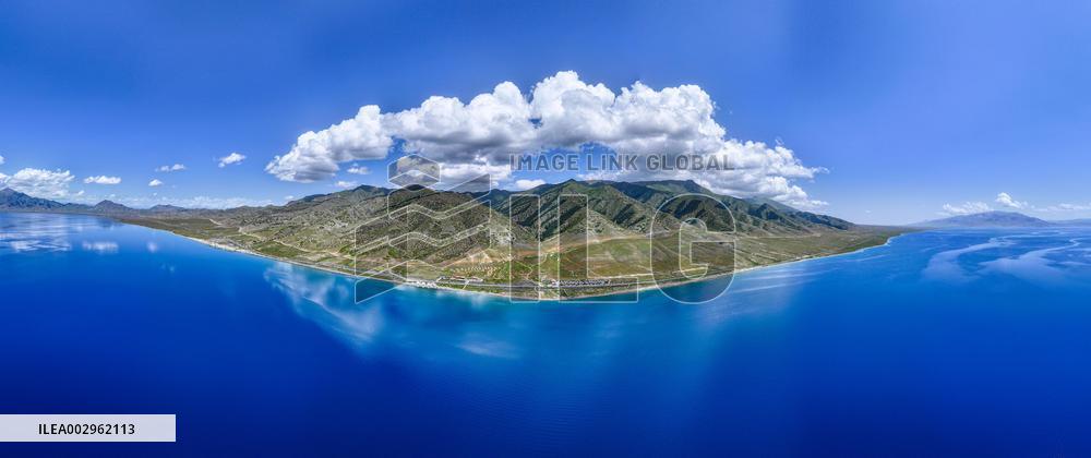 Sayram Lake Scenery in Xinjiang