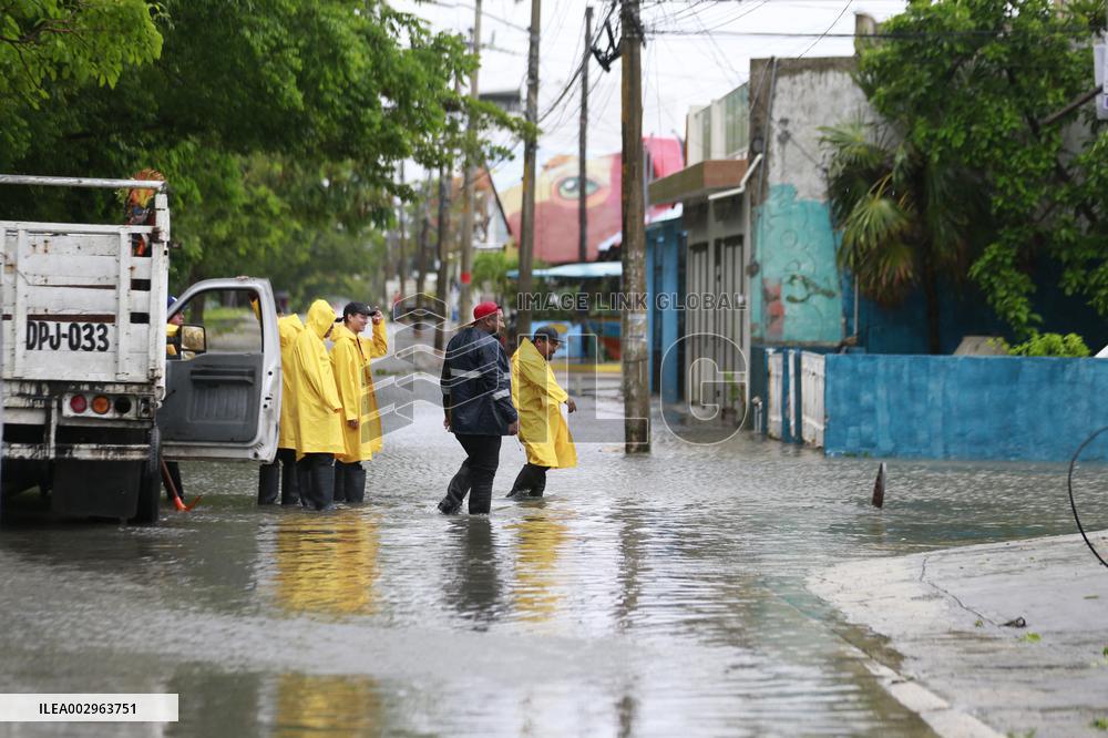 MEXICO-CANCUN-HURRICANE BERYL