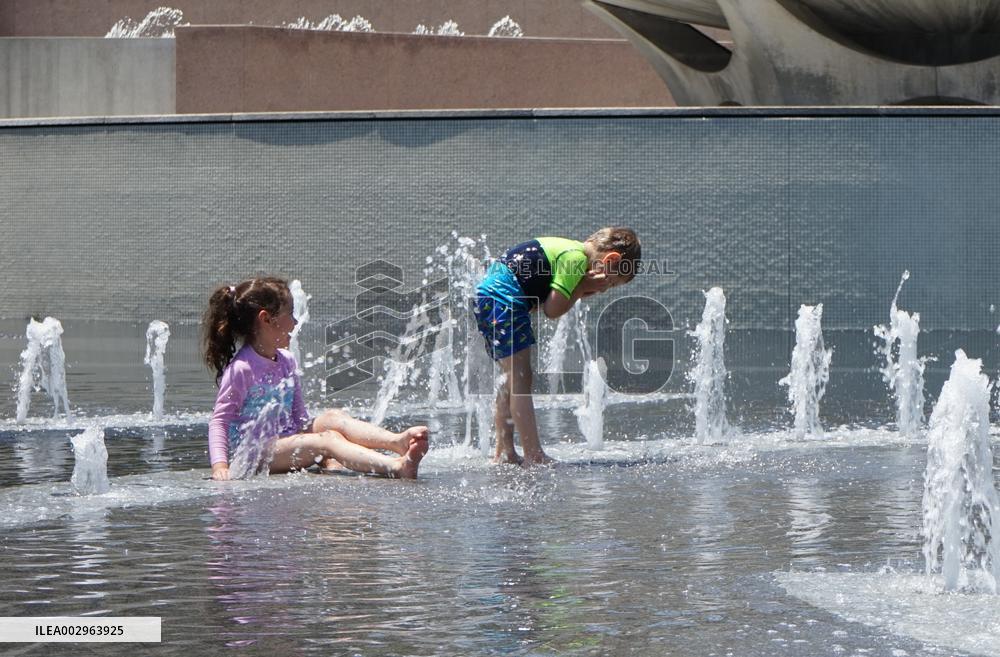 U.S.-LOS ANGELES-HEATWAVE