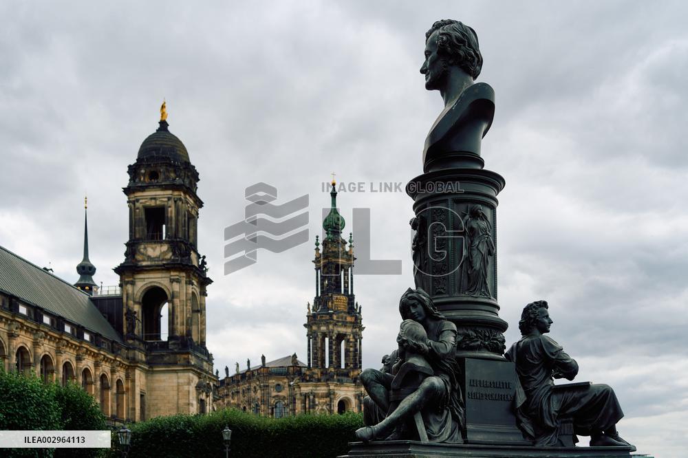 GERMANY-DRESDEN-CITY VIEW