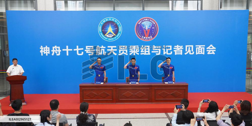 XINHUA PHOTOS OF THE DAY