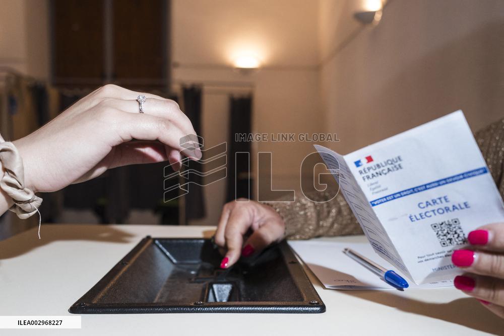 French Voters Head To Polls - Montauban