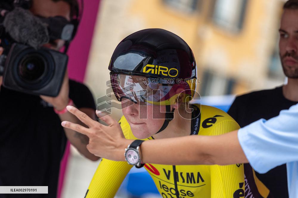 Street Cycling race - Giro d'Italia Women - Stage 1 Brescia/Brescia