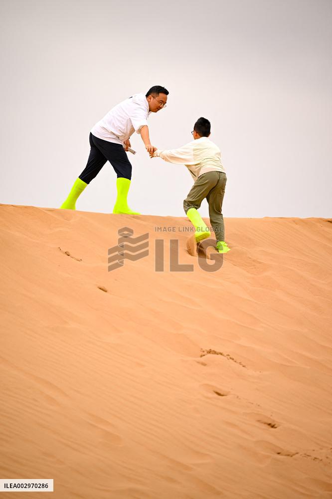 CHINA-NINGXIA-SHAPOTOU-DESERT FUN GAMES (CN)