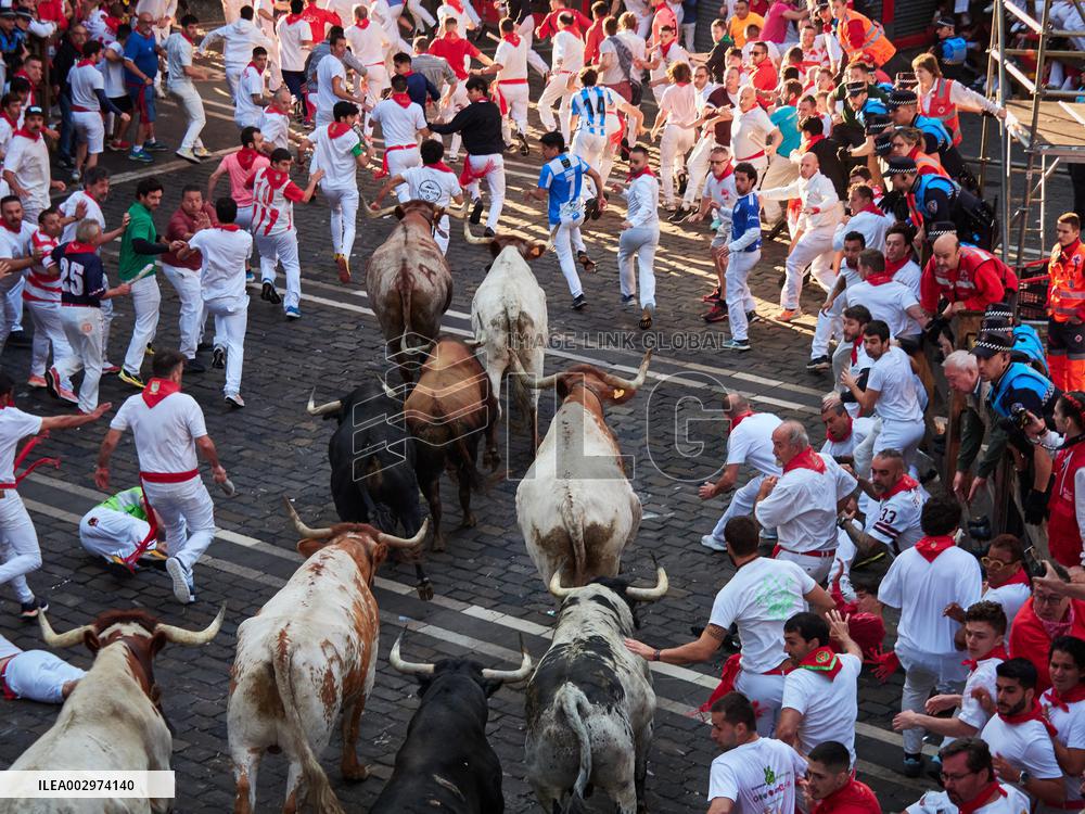 Six Injured In The Second Running Of The Bulls Of Sanfermines