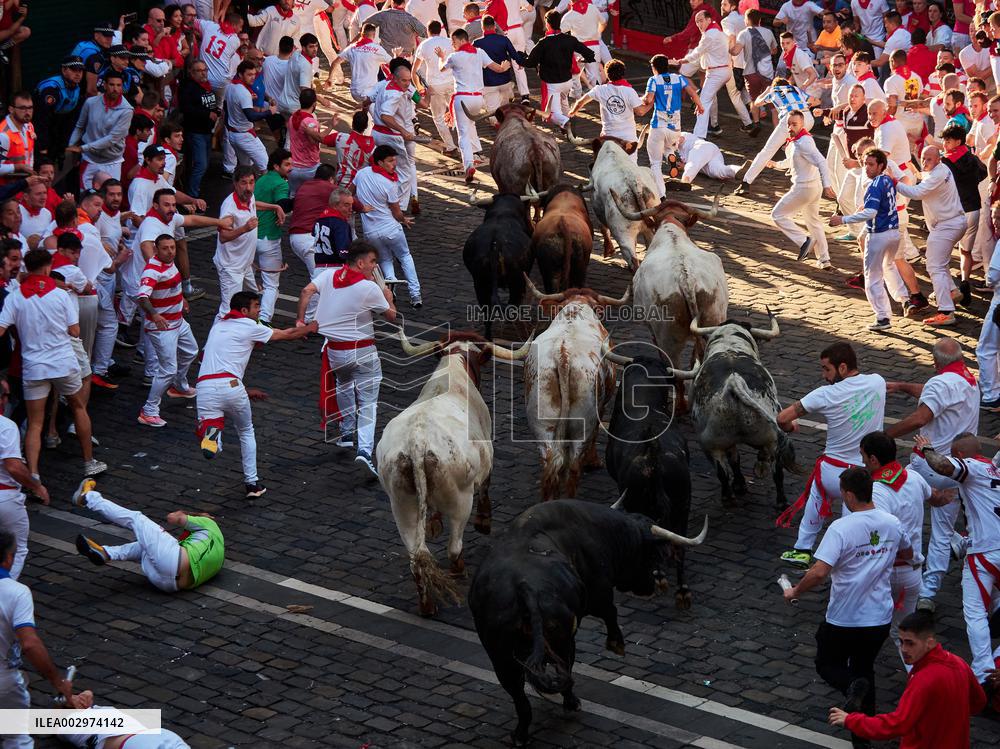 Six Injured In The Second Running Of The Bulls Of Sanfermines