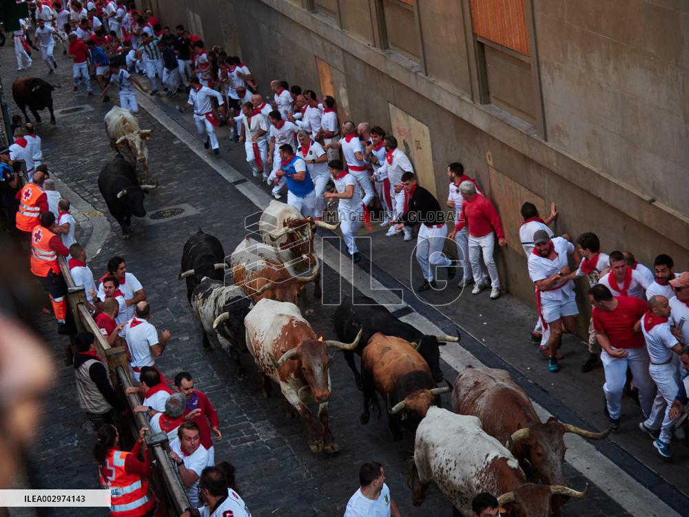 Six Injured In The Second Running Of The Bulls Of Sanfermines