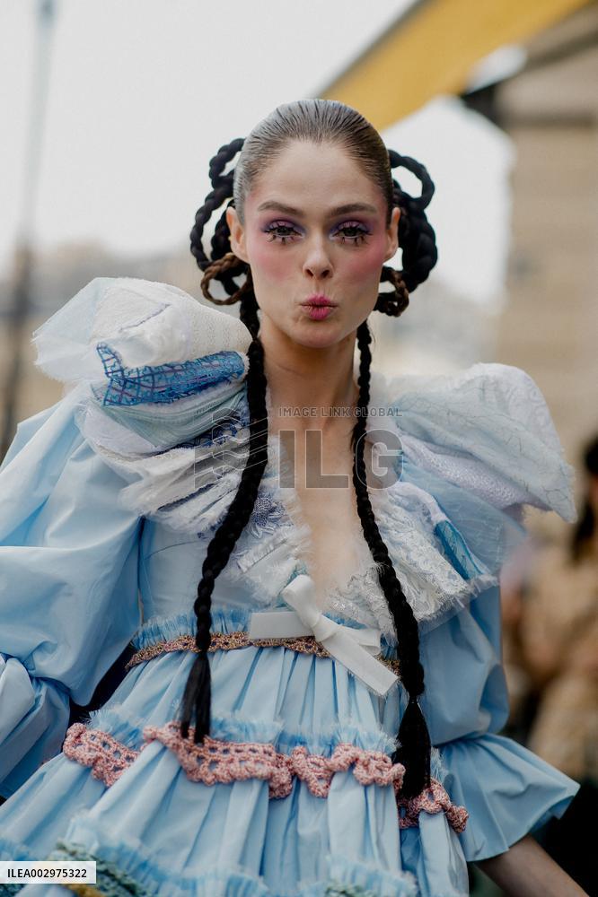 PFW - Viktor and Rolf Street Style