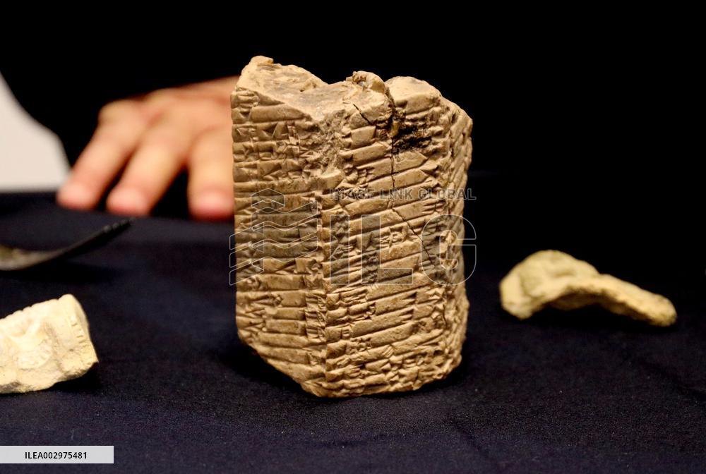 IRAQ-BAGHDAD-SMUGGLED ANTIQUITIES-RETRIEVING
