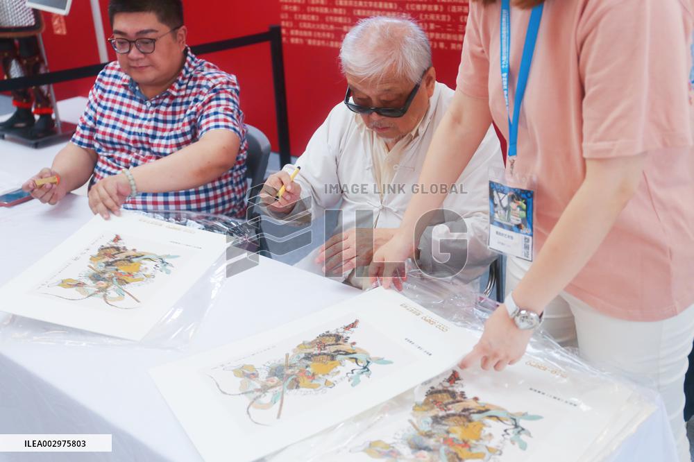 Artist Dai Dunban Attend CCG EXPO in Shanghai