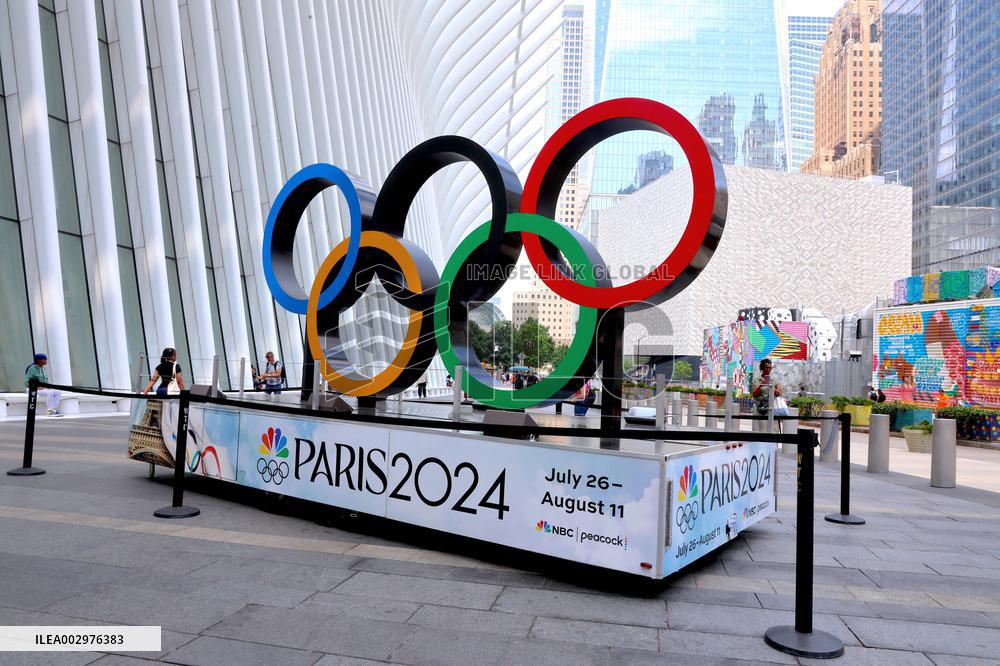 Olympic Rings At North Oculus Plaza - NYC