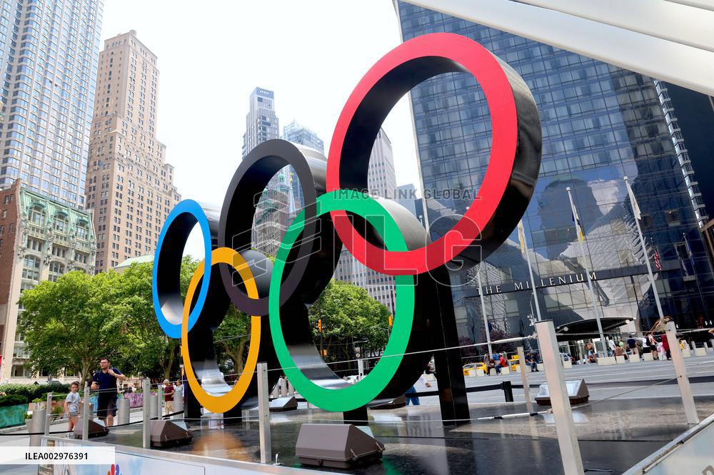 Olympic Rings At North Oculus Plaza - NYC