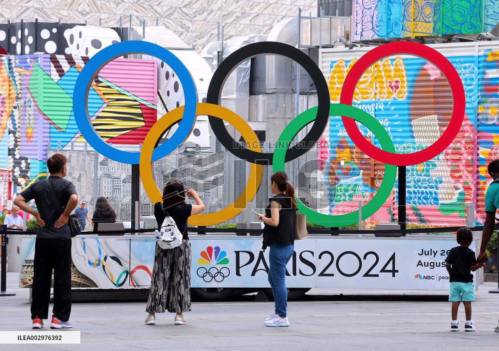Olympic Rings At North Oculus Plaza - NYC