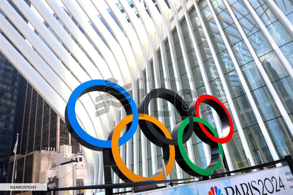 Olympic Rings At North Oculus Plaza - NYC