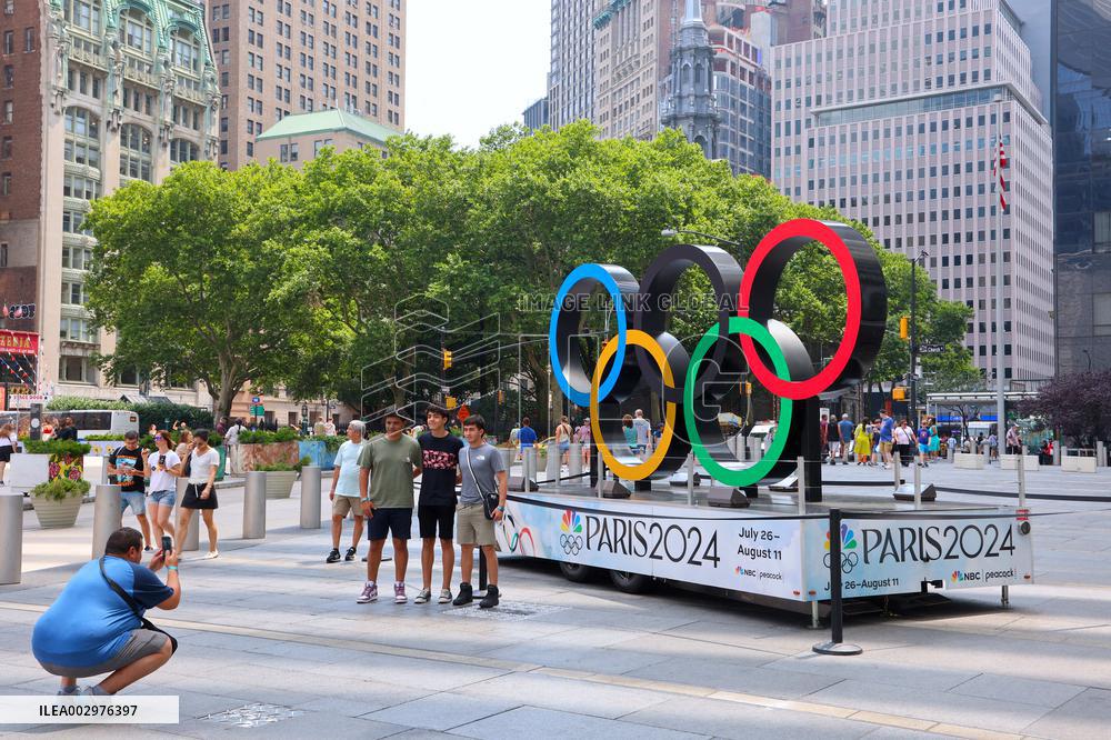 Olympic Rings At North Oculus Plaza - NYC