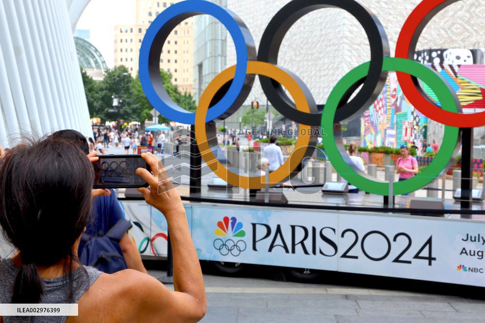 Olympic Rings At North Oculus Plaza - NYC