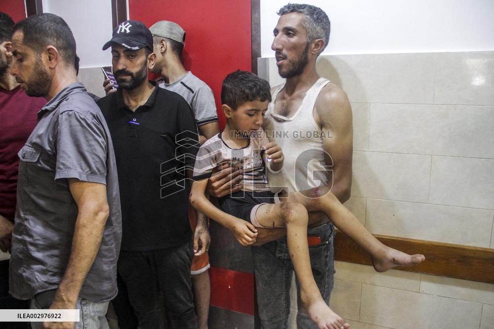 Israeli Forces Bombard Gaza City