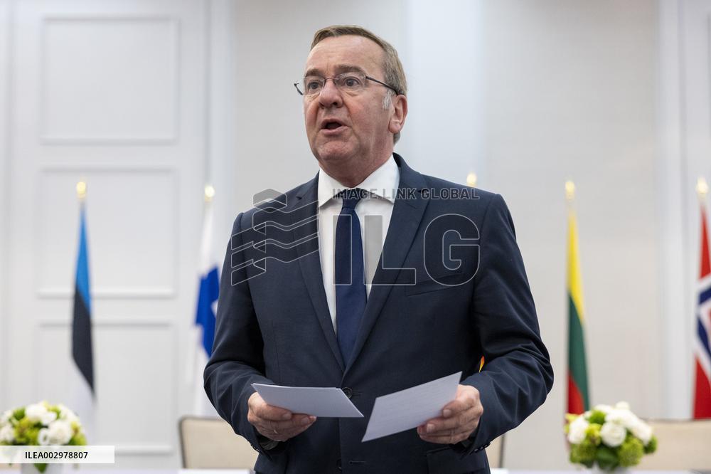 Signing of a sea mine cooperative agreement at the NATO summit