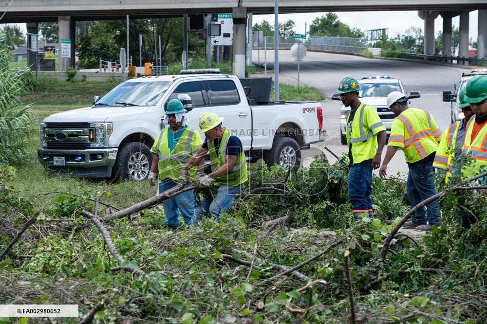 U.S.-TEXAS-HOUSTON-HURRICANE BERYL