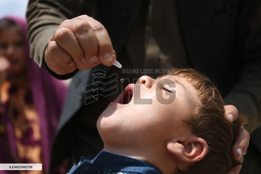 XINHUA PHOTOS OF THE DAY