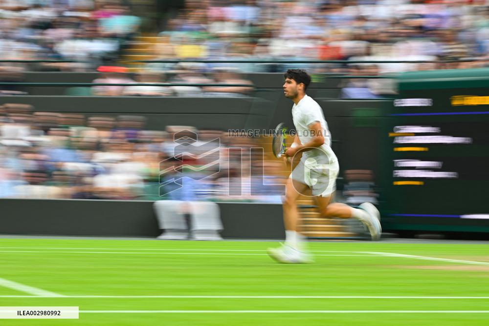 Wimbledon - Alcaraz v Paul Quarter Fina
