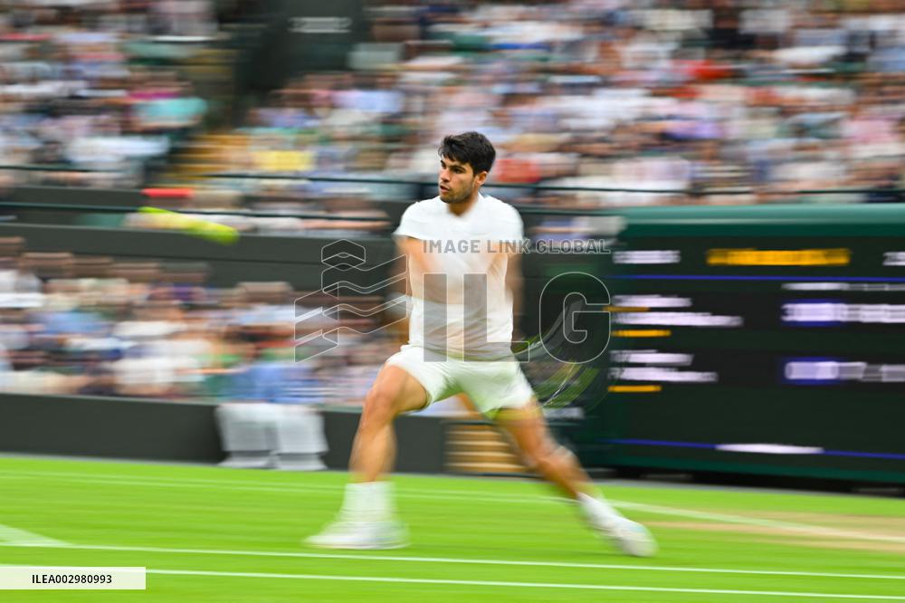 Wimbledon - Alcaraz v Paul Quarter Fina
