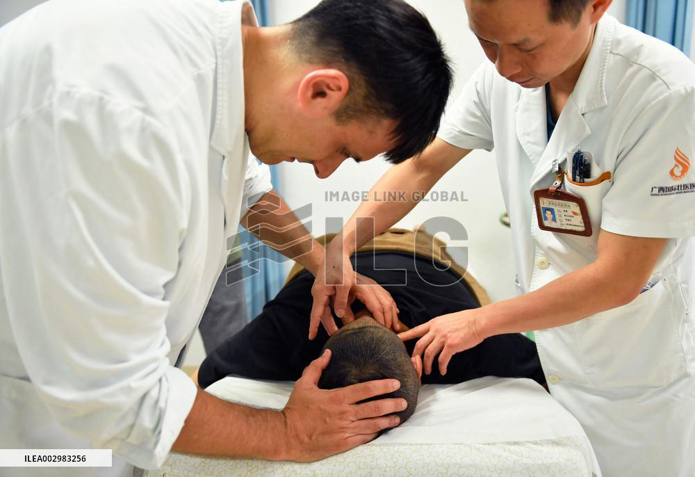 "Laowai" in China | A Brazilian's love on martial arts and traditional Chinese medicine