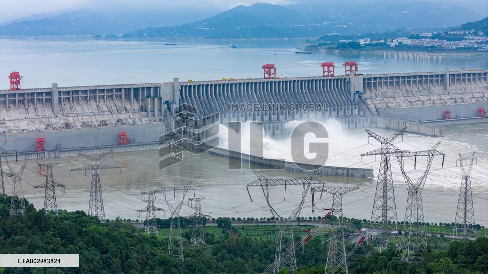 Three Gorges Dam Releasing Flood Water For The First Time in Yichang