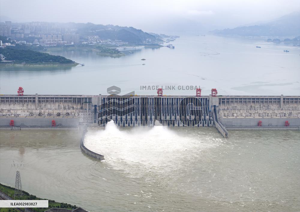 Three Gorges Dam Releasing Flood Water For The First Time in Yichang