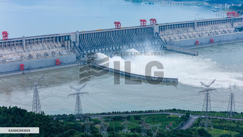 Three Gorges Dam Releasing Flood Water For The First Time in Yichang