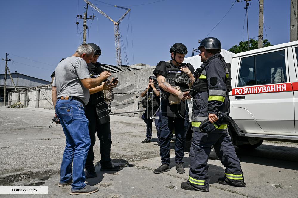 Consequences of Russian missile strike in Vilniansk