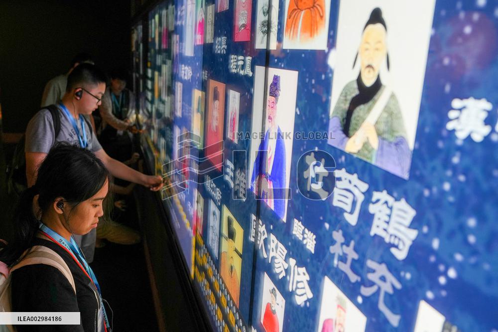 CHINA-NANJING-HONG KONG-TEENAGERS-STUDY TOUR (CN)