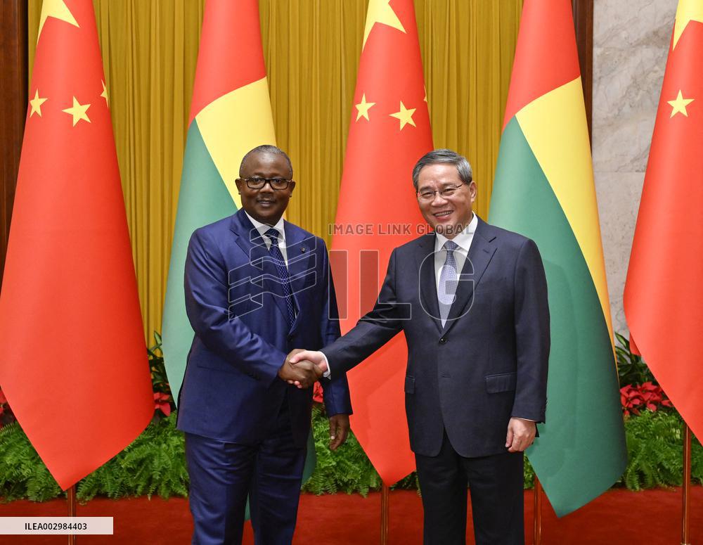 CHINA-BEIJING-LI QIANG-GUINEA-BISSAU-PRESIDENT-MEETING (CN)
