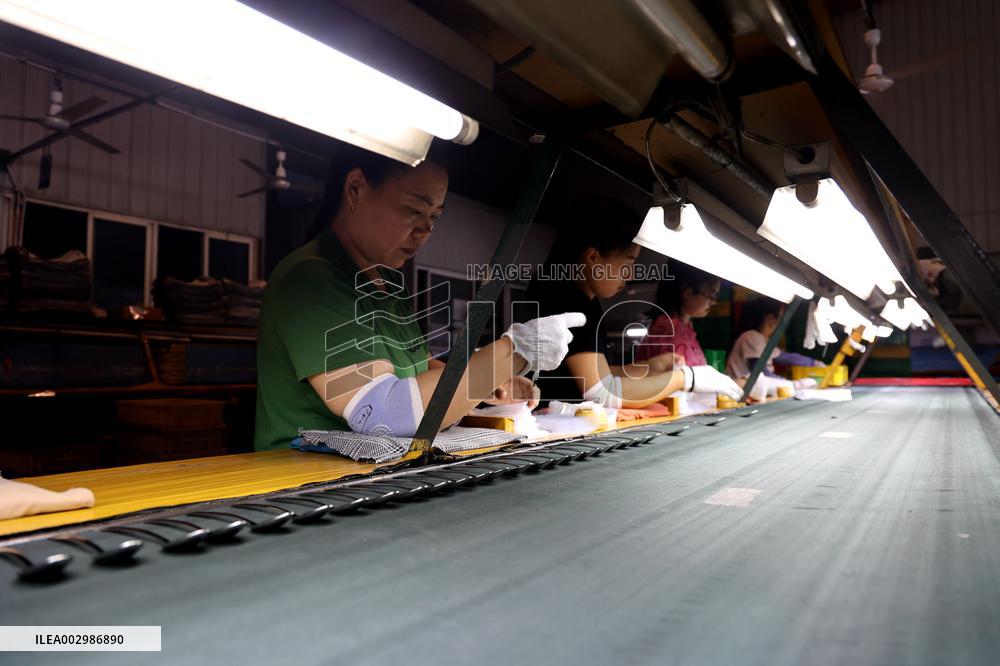 Western Tableware Export in Binzhou