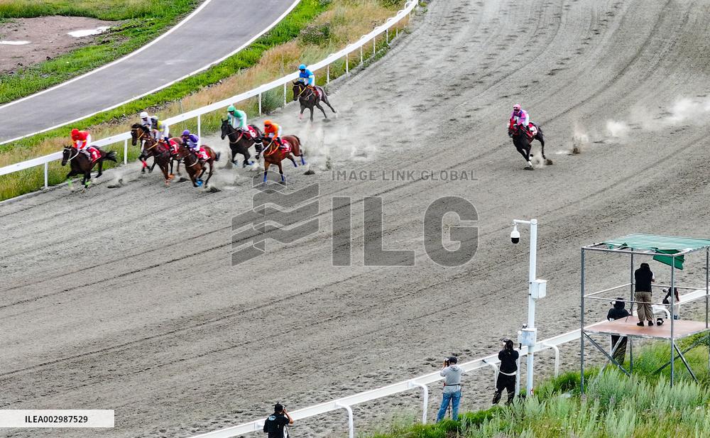 (SP)CHINA-XINJIANG-ZHAOSU-NATIONAL TRADITIONAL GAMES OF ETHNIC MINORITIES-EQUESTRIAN (CN)
