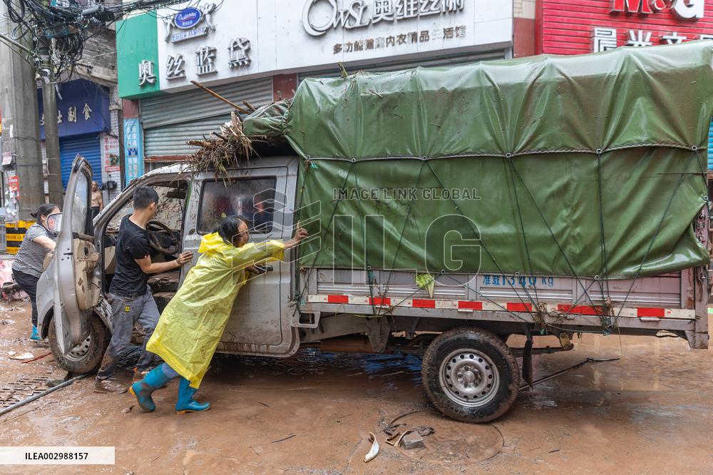 CHINA-CHONGQING-ZHONGXIAN-FLOOD-AFTERMATH (CN)