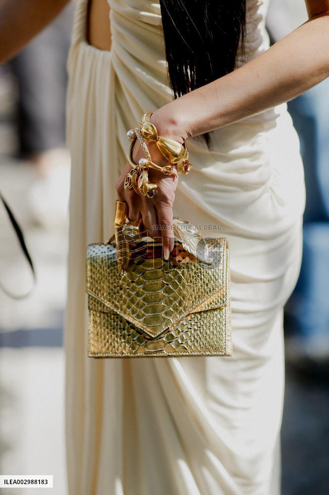 PFW - Schiaparelli Arrivals Street Looks