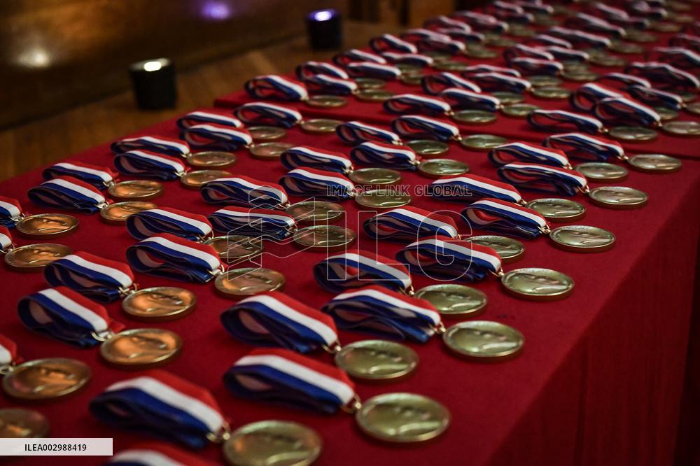 Concours general des lycees et des metiers awards in Paris FA