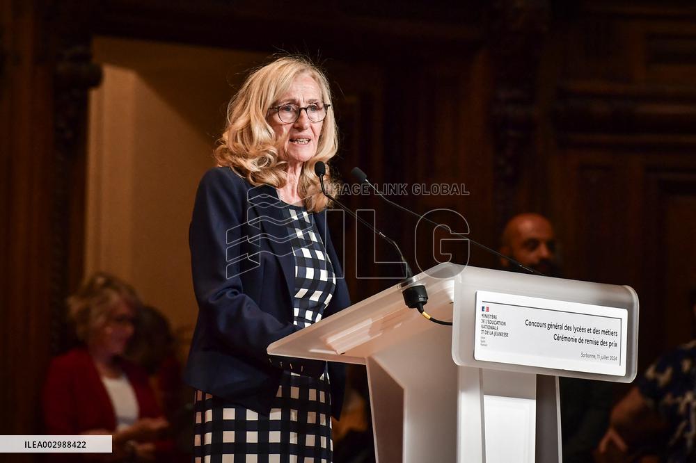 Concours general des lycees et des metiers awards in Paris FA