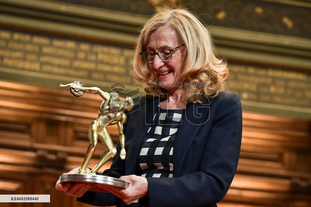 Concours general des lycees et des metiers awards in Paris FA