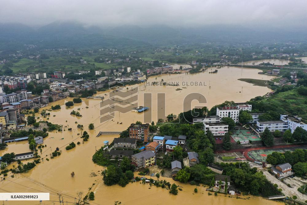 XINHUA PHOTOS OF THE DAY